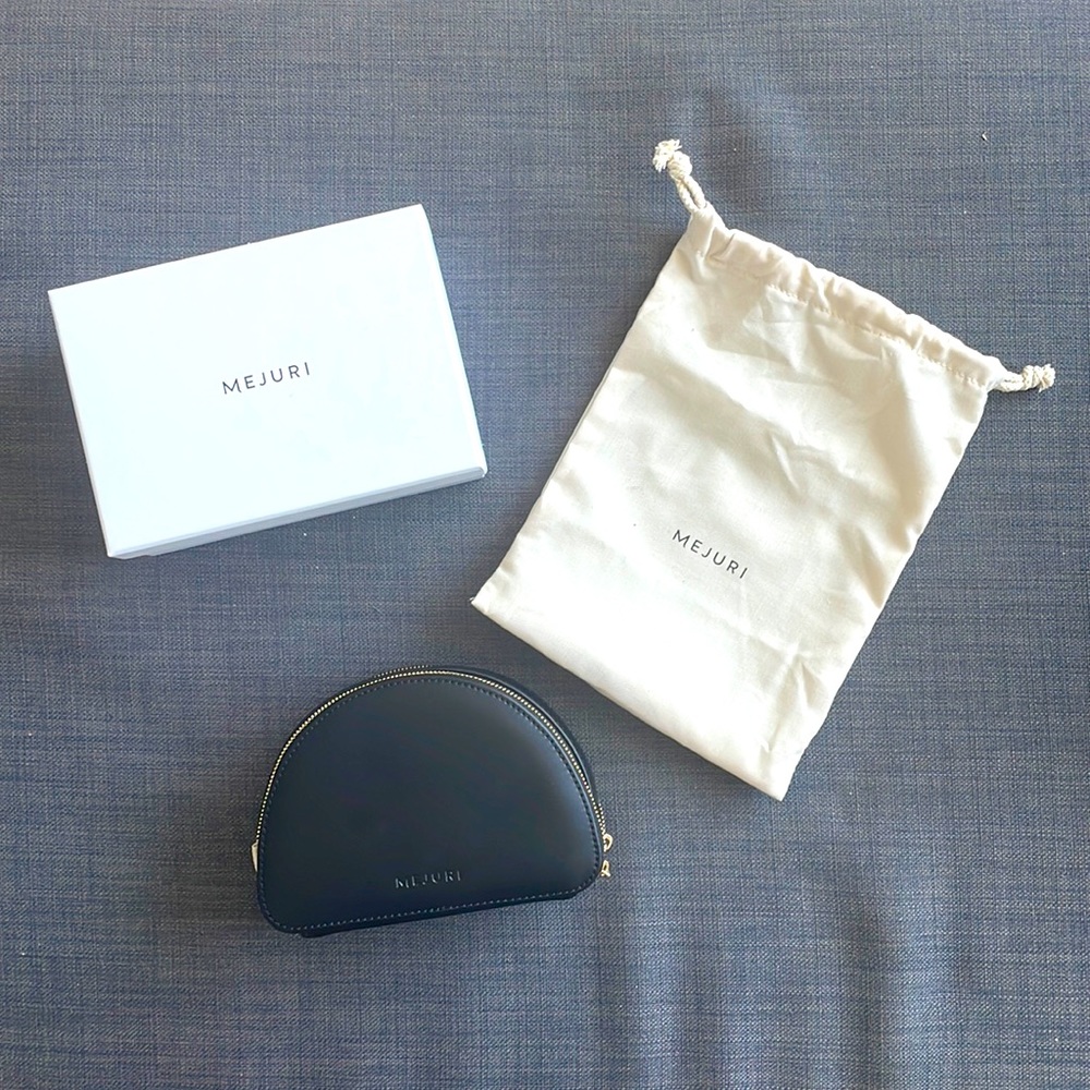 NEW Mejuri Double-Tiered Jewelry Travel Case